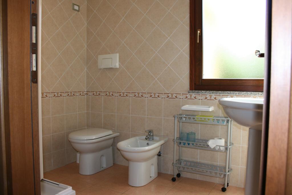 Casa Vacanze Stella Marina Monte Nai Ruang foto